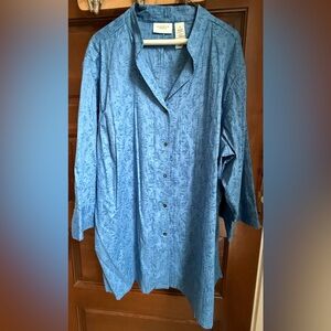 Liz Claiborne Plus Size Short Sleeved Blue Blouse